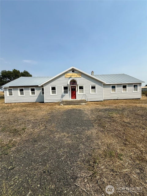 Photo of 15 S 1st Street, Almira, WA 99103 (MLS # 2572582)