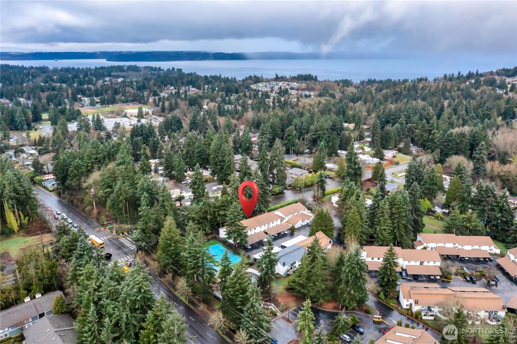 Photo of 2011 SW 318th Place #6C, Federal Way, WA 98023 (MLS # 2465336)