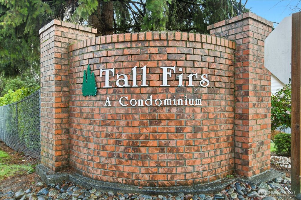 Photo of 2011 SW 318th Place #6C, Federal Way, WA 98023 (MLS # 2465336)