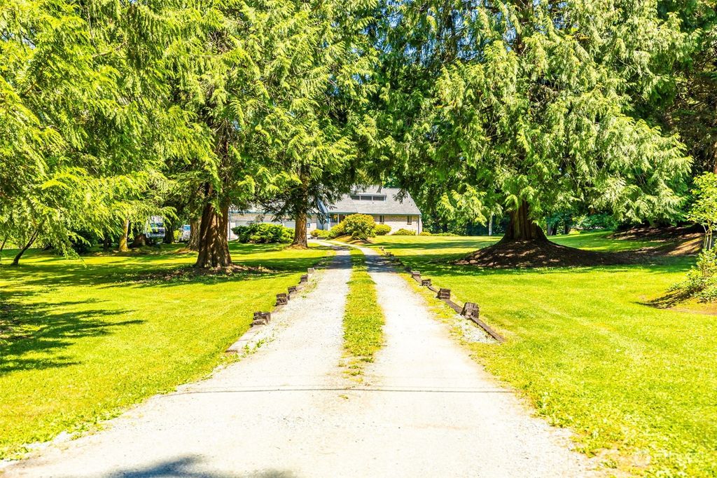 Photo of 15219 139th Avenue SE, Snohomish, WA 98290 (MLS # 2076247)