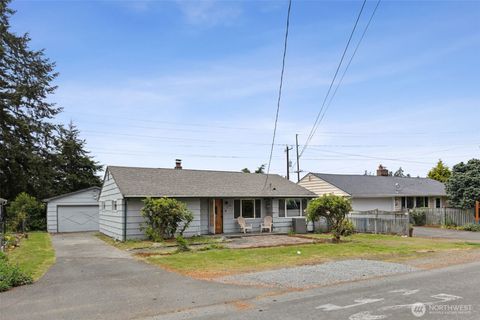Photo of 15729 Midvale Avenue N, Shoreline, WA 98133 (MLS # 2526650)