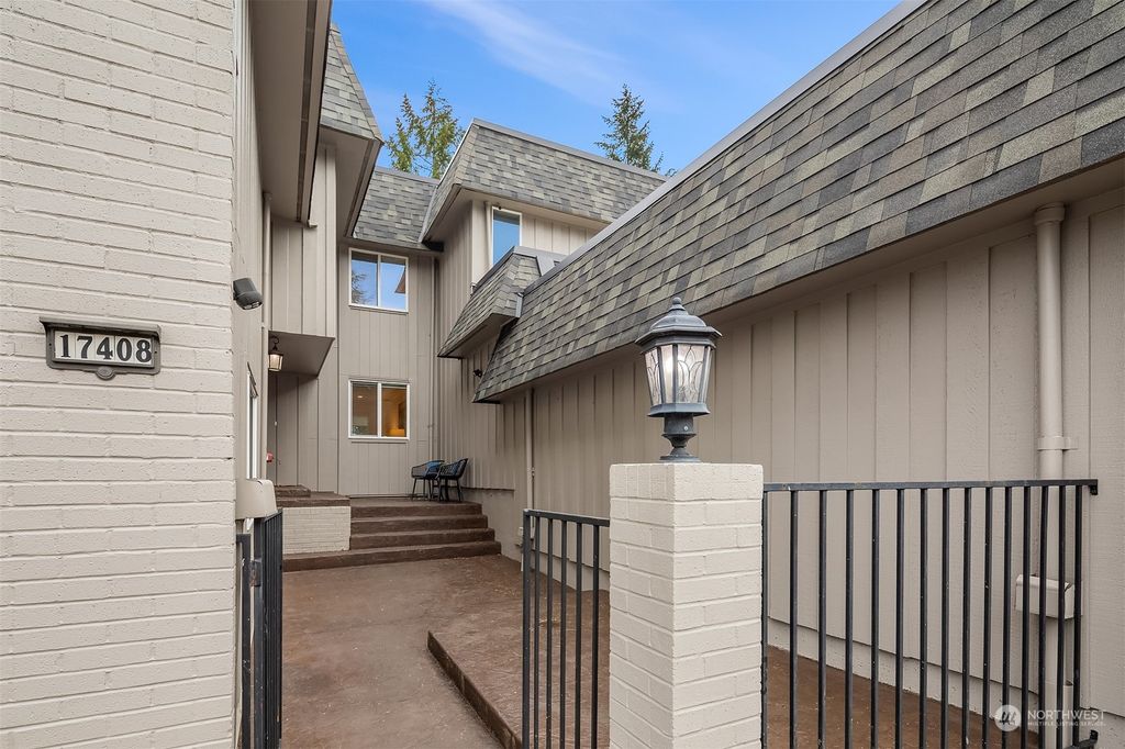 Photo of 17408 NE 27th Street #39, Redmond, WA 98052 (MLS # 2320760)