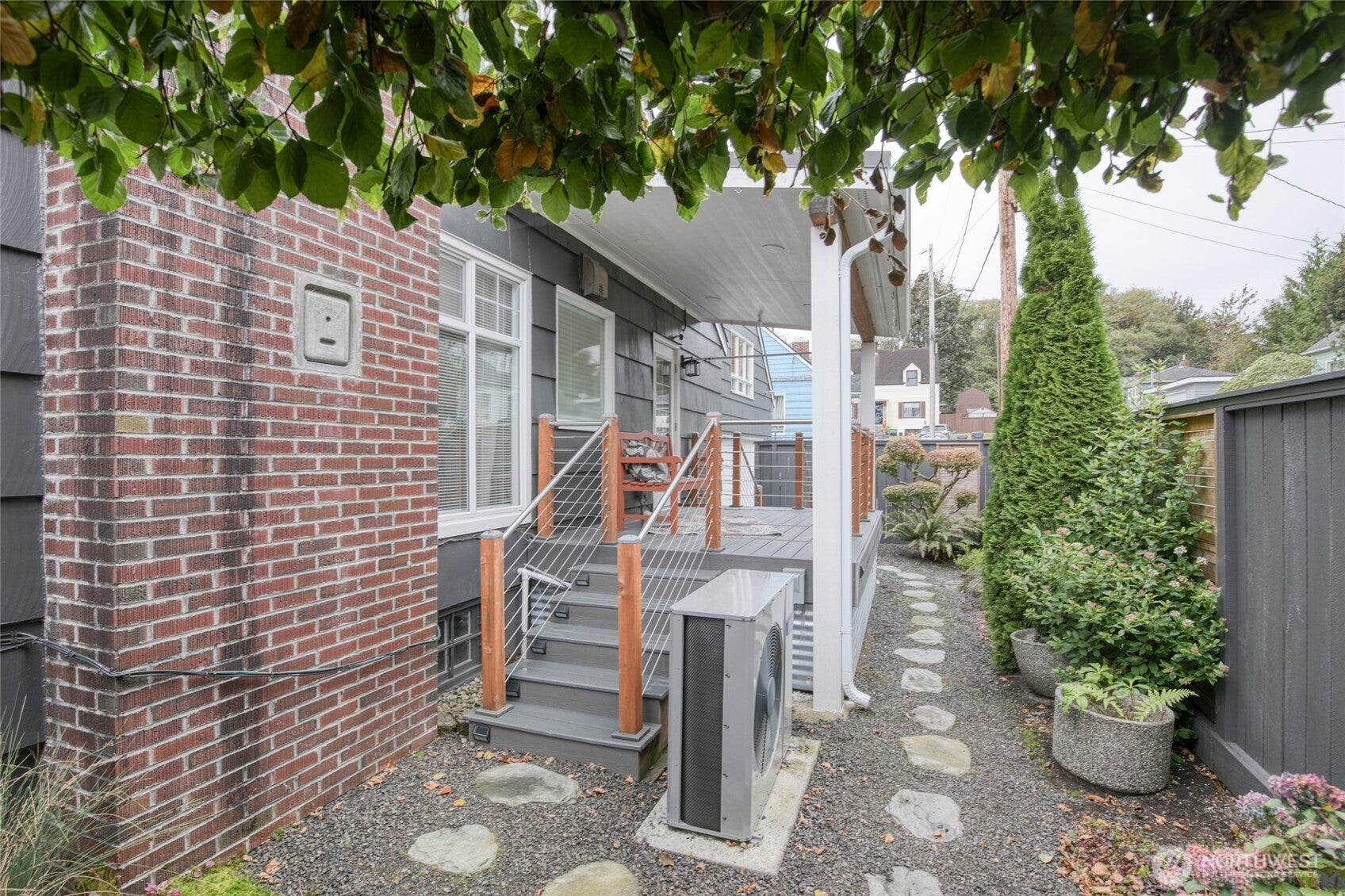 815 N Jeffries