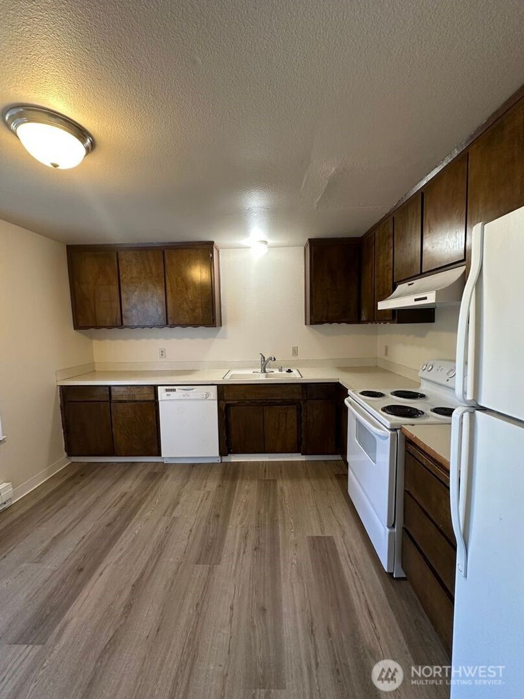 Photo of 500 75th Street SE #12, Everett, WA 98203 (MLS # 2476130)