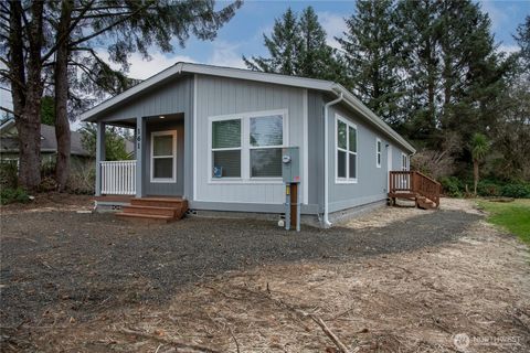 161 Polaris Boulevard SW Ocean Shores WA 98569