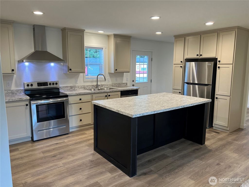 Photo of 22526 91st Avenue Ct E #31, Graham, WA 98338 (MLS # 2468565)