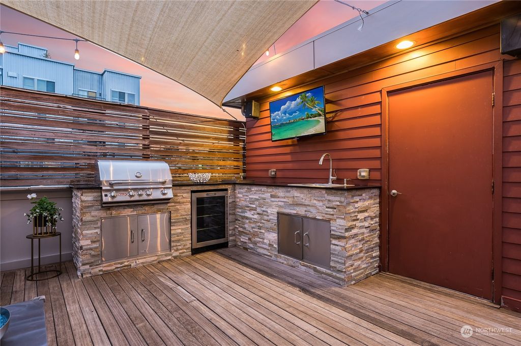 Photo of 3275 SW Avalon Way, Seattle, WA 98126 (MLS # 2063415)
