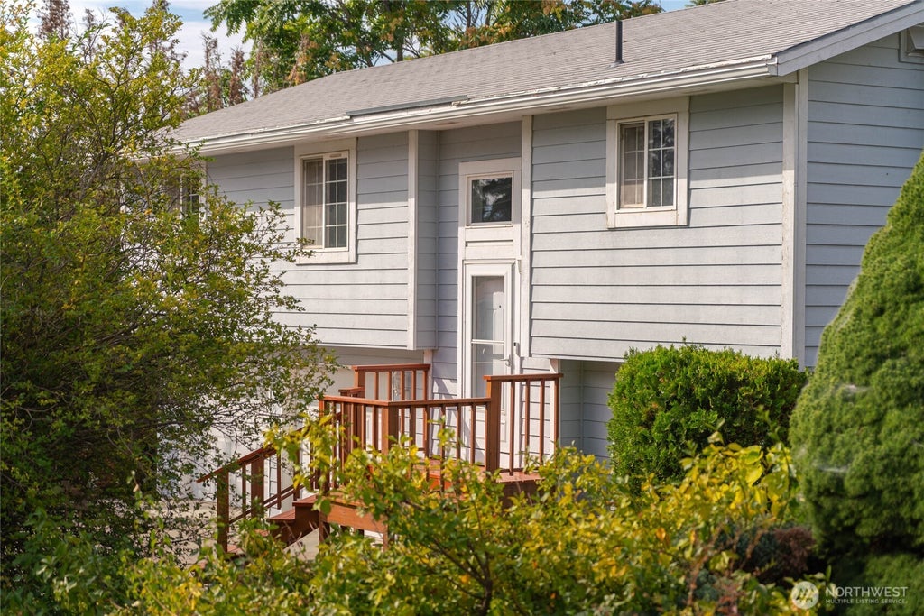 Photo of 529 Ash Street N, Omak, WA 98841 (MLS # 2586551)