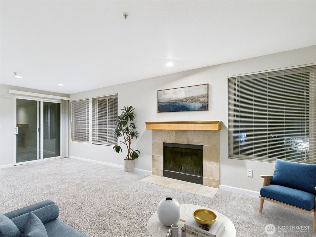 Photo of 26335 116th Avenue SE #H 205, Kent, WA 98030 (MLS # 2470570)