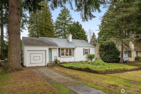 Photo of 3110 NE 84th Street, Seattle, WA 98115 (MLS # 2474601)