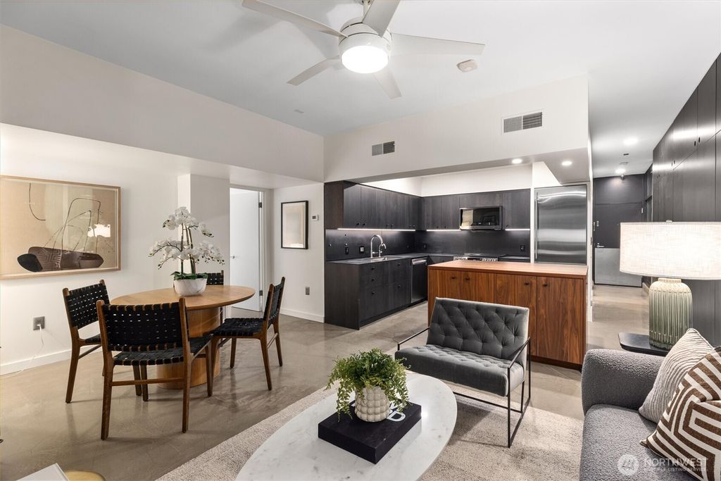 Photo of 1425 Western Avenue #L310, Seattle, WA 98101 (MLS # 2472914)