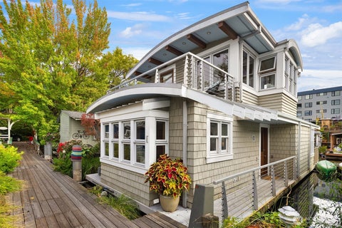 Photo of 2331 Fairview Avenue E #I, Seattle, WA 98102 (MLS # 2581669)