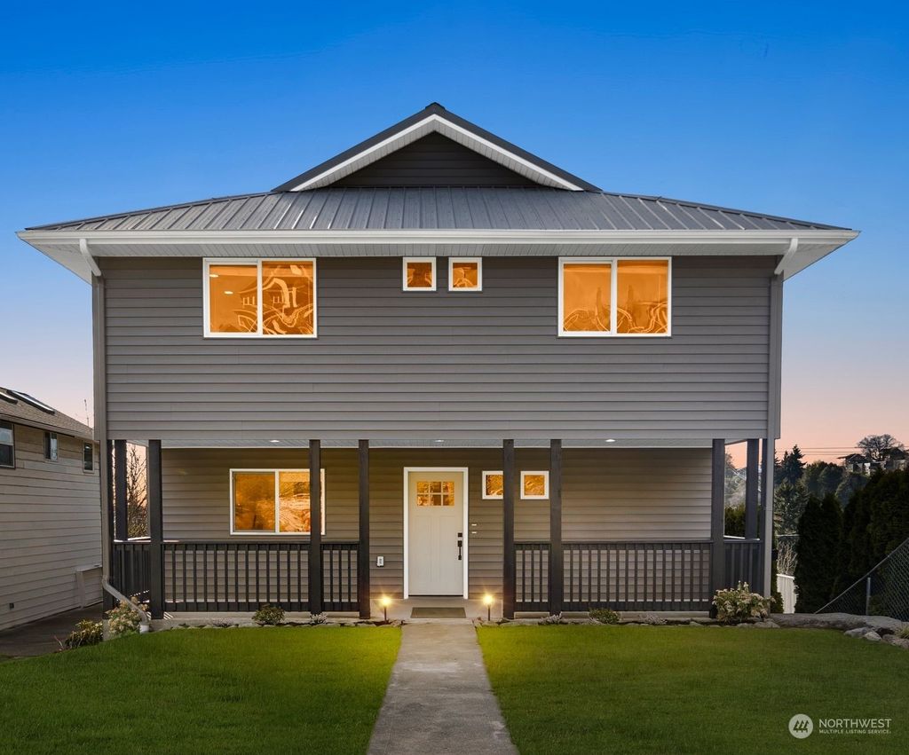 Photo of 4753 46th Avenue SW, Seattle, WA 98116 (MLS # 2052428)