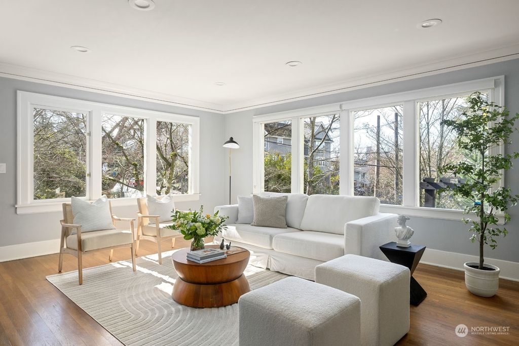 Photo of 1702 34th Avenue, Seattle, WA 98122 (MLS # 2206932)