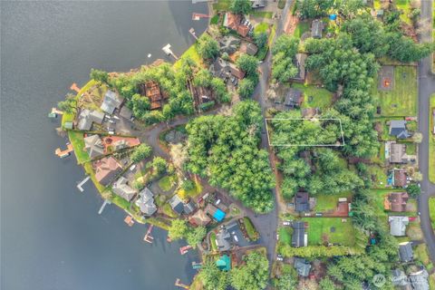 Photo of 3901 Long Lake Drive SE, Olympia, WA 98503 (MLS # 2437013)