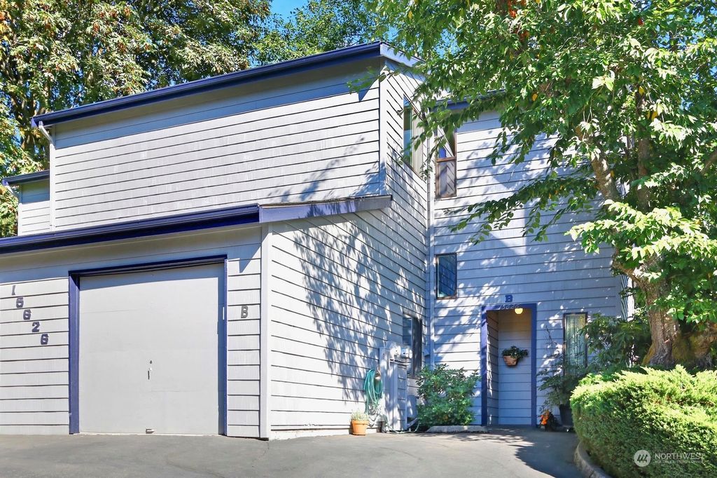 Photo of 15626 8th Avenue SW #B, Burien, WA 98166 (MLS # 1995941)
