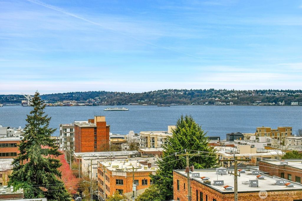 Photo of 912 3rd Avenue W #501, Seattle, WA 98119 (MLS # 2505565)