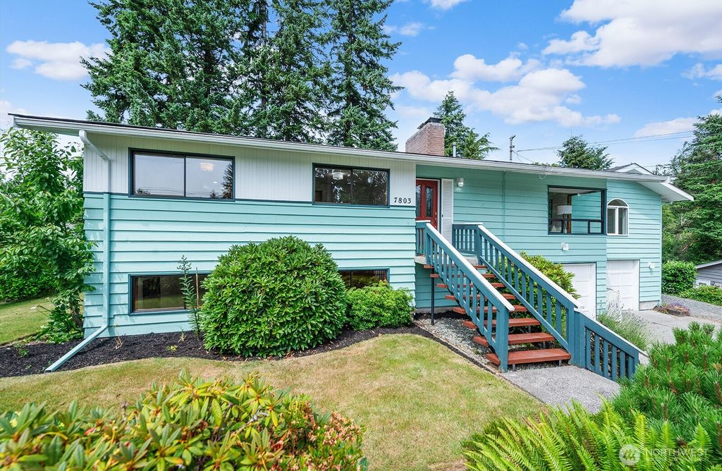 Photo of 7803 E Glen Drive, Everett, WA 98203 (MLS # 2390197)