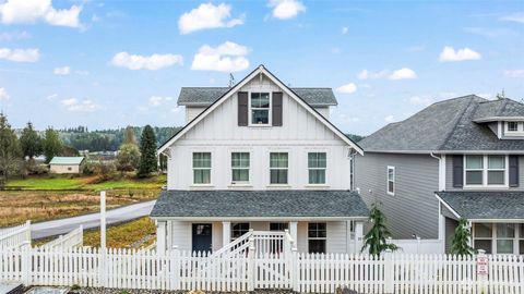 Photo of 10 E Compass Lane, Allyn, WA 98524 (MLS # 2455365)