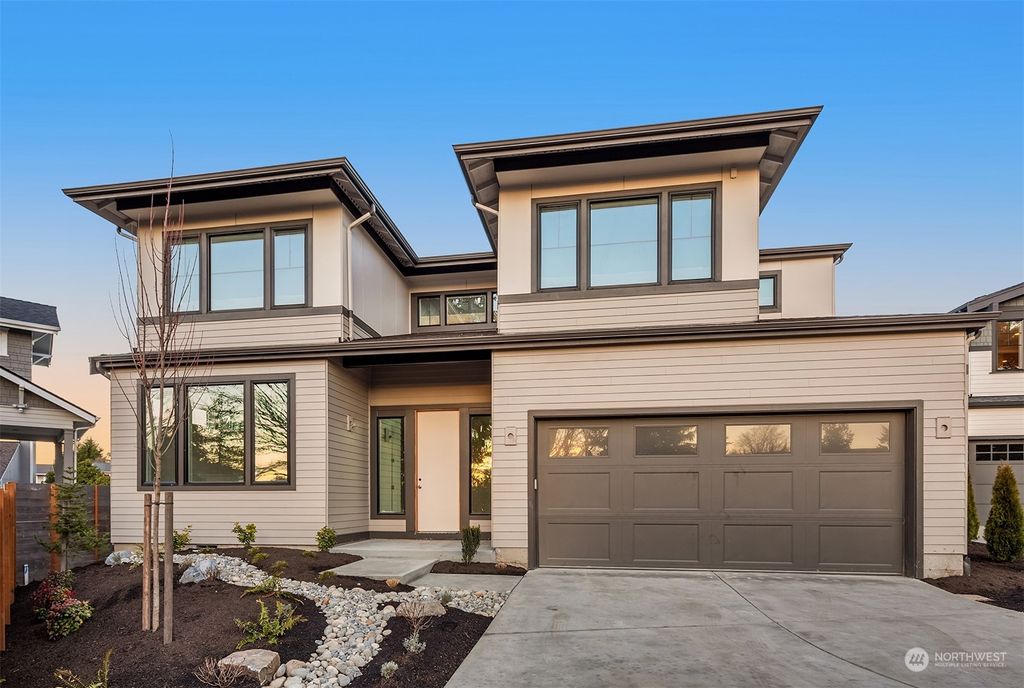 Photo of 13726 90th Avenue NE, Kirkland, WA 98034 (MLS # 2326235)