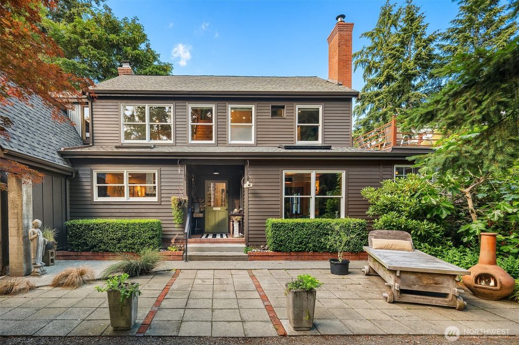 Photo of 8416 216th Street SW, Vashon, WA 98070 (MLS # 2542986)