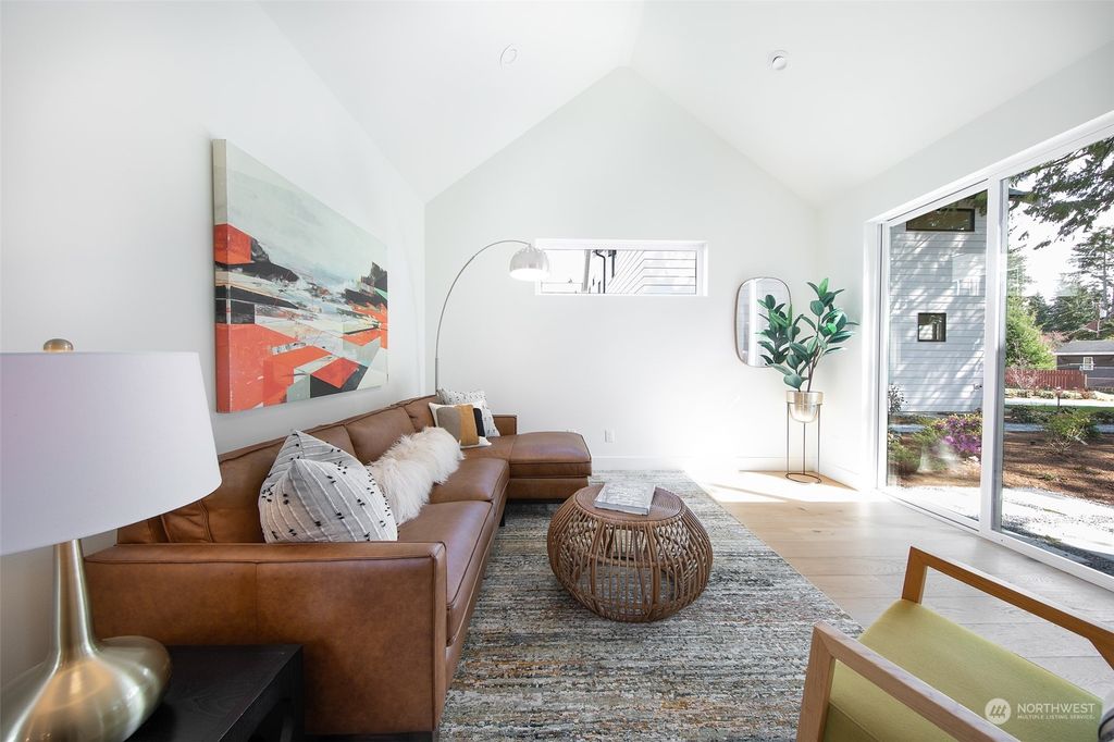 Photo of 13321 1st Avenue NE #C, Seattle, WA 98125 (MLS # 2141063)