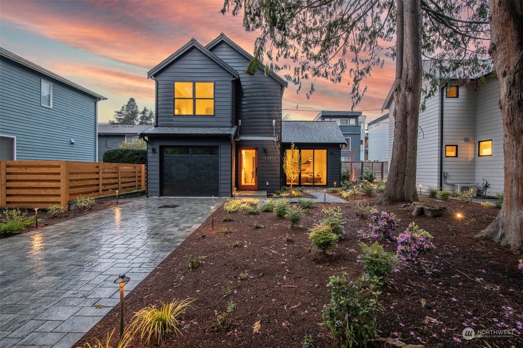 Photo of 13321 1st Avenue NE #C, Seattle, WA 98125 (MLS # 2141063)