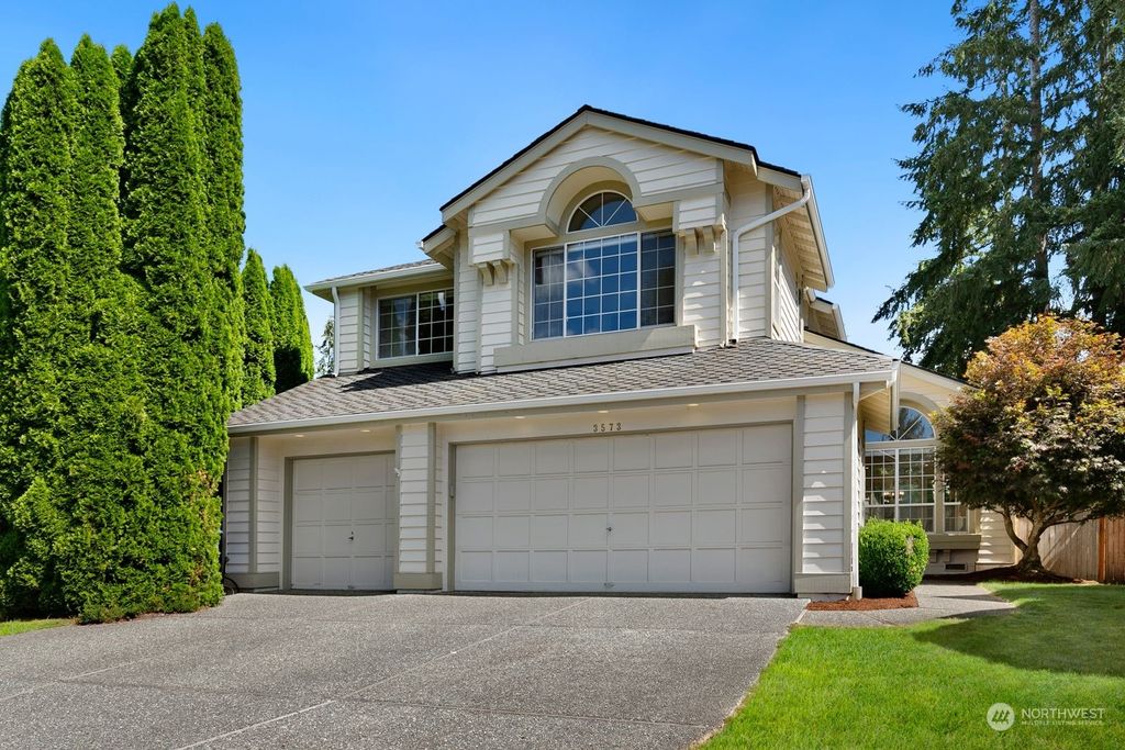 Photo of 3573 253rd Court SE, Sammamish, WA 98029 (MLS # 2272078)