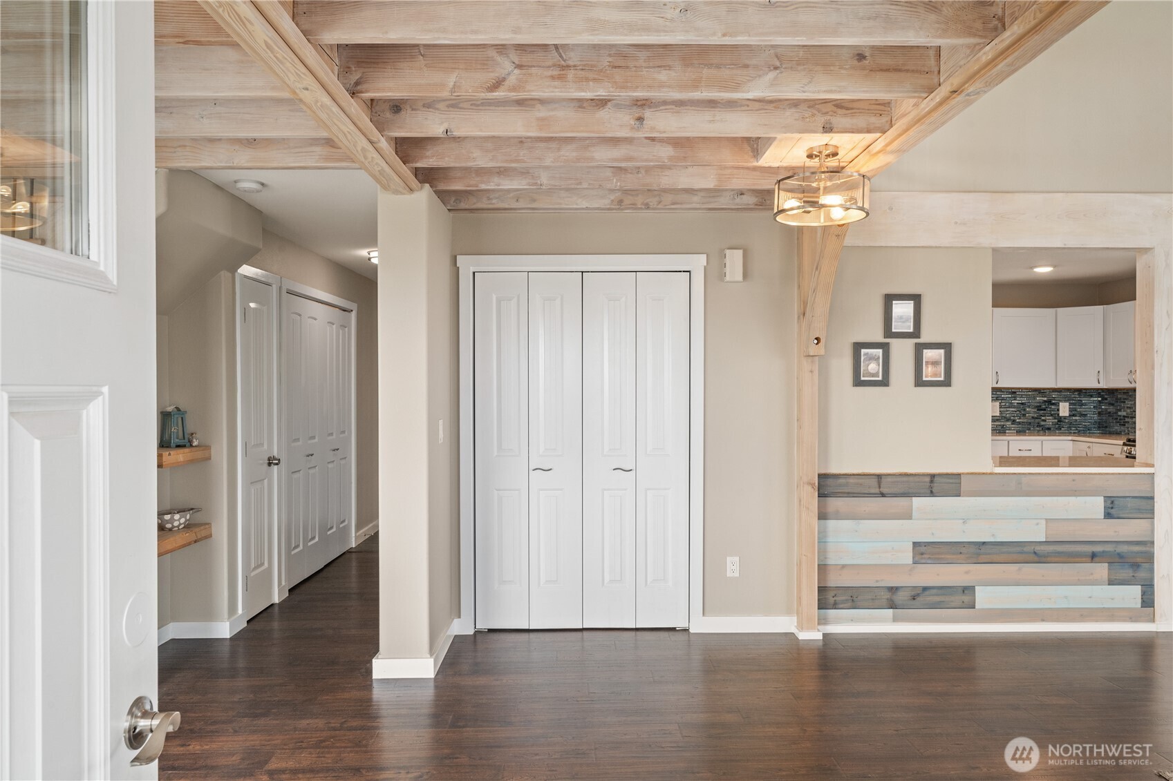 1459 E Ocean Shores Boulevard SW