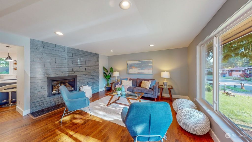 Photo of 13338 28th Avenue NE, Seattle, WA 98125 (MLS # 2070509)