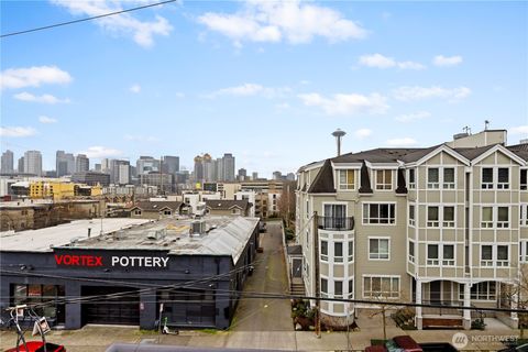 Photo of 500 Aloha Street #308, Seattle, WA 98109 (MLS # 2475126)