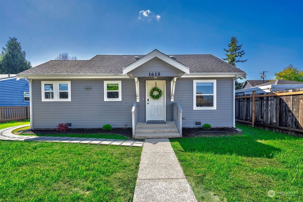 Photo of 1618 5th Street, Marysville, WA 98270 (MLS # 2223857)