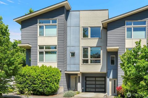Photo of 1318 S Atlantic Street, Seattle, WA 98144 (MLS # 2529258)