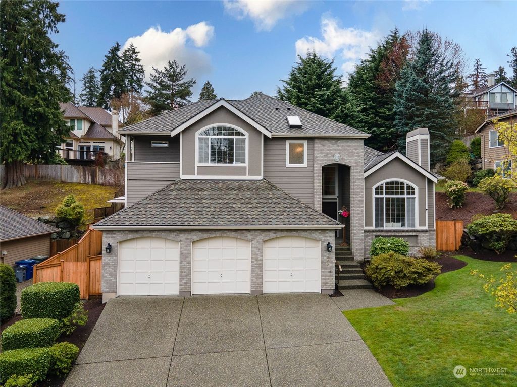 Photo of 11023 NE 197th Street, Bothell, WA 98011 (MLS # 2049004)