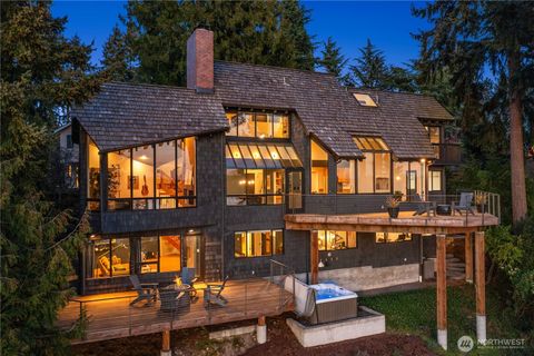 7515 SE 76th Street Mercer Island WA 98040