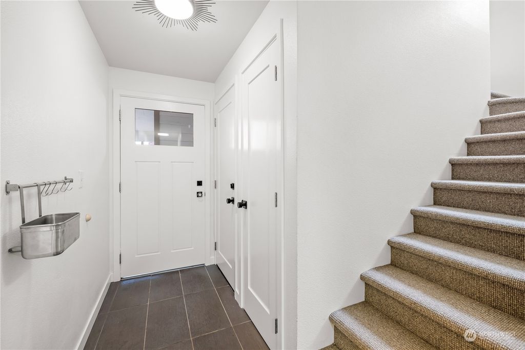 Photo of 2847 SW Dakota Street, Seattle, WA 98126 (MLS # 2287377)