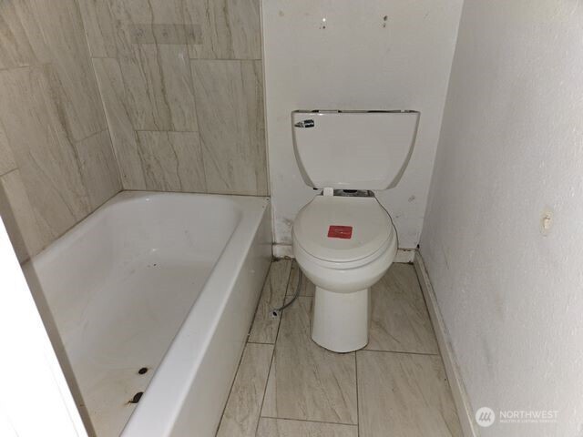 10228 Alaska Street S