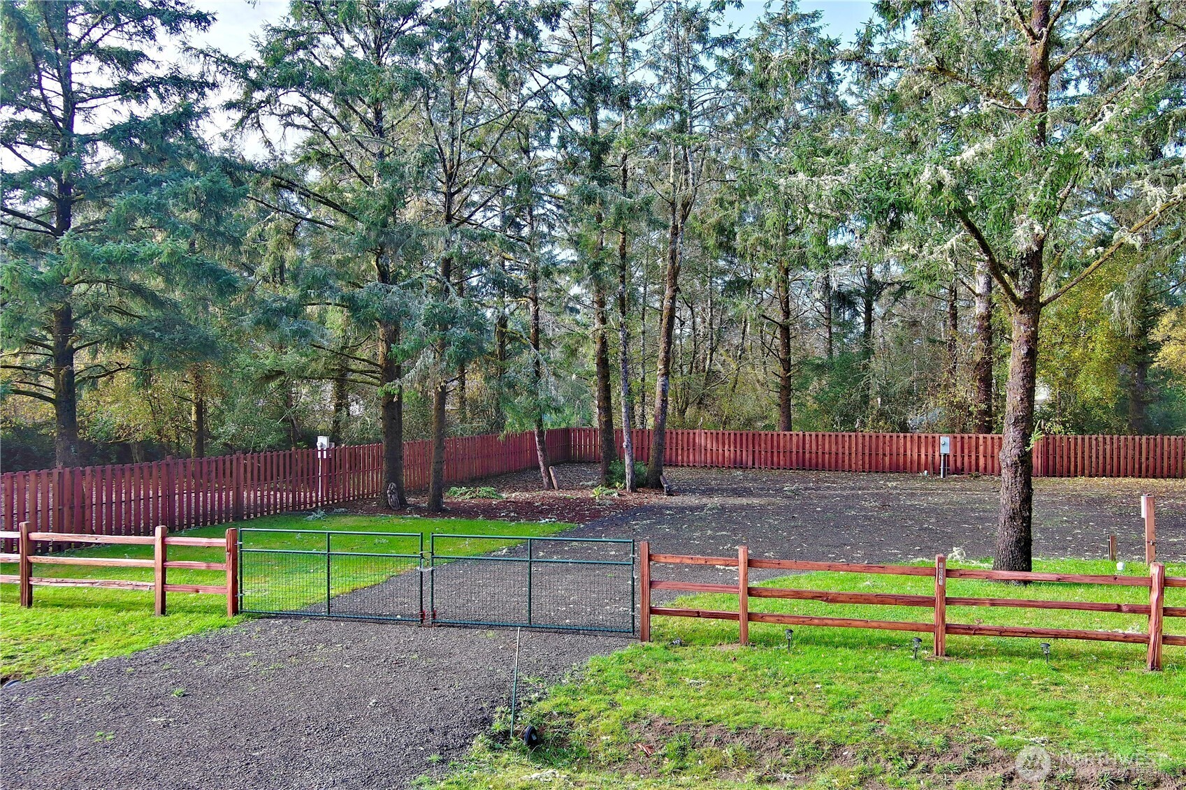 1013 Discovery Avenue SE