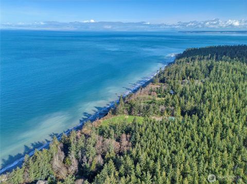 Photo of 333 Haada Laas, Port Townsend, WA 98368 (MLS # 2448115)