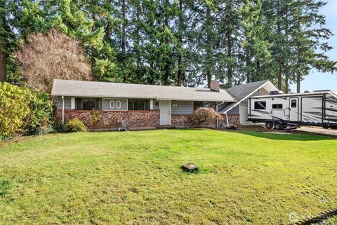 Photo of 910 Wildwood Avenue NE, Napavine, WA 98532 (MLS # 2478251)