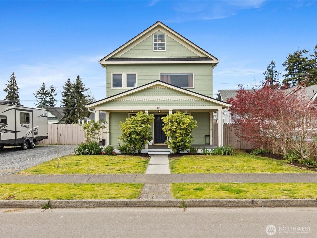 Photo of 114 N French Avenue, Arlington, WA 98223 (MLS # 2374594)