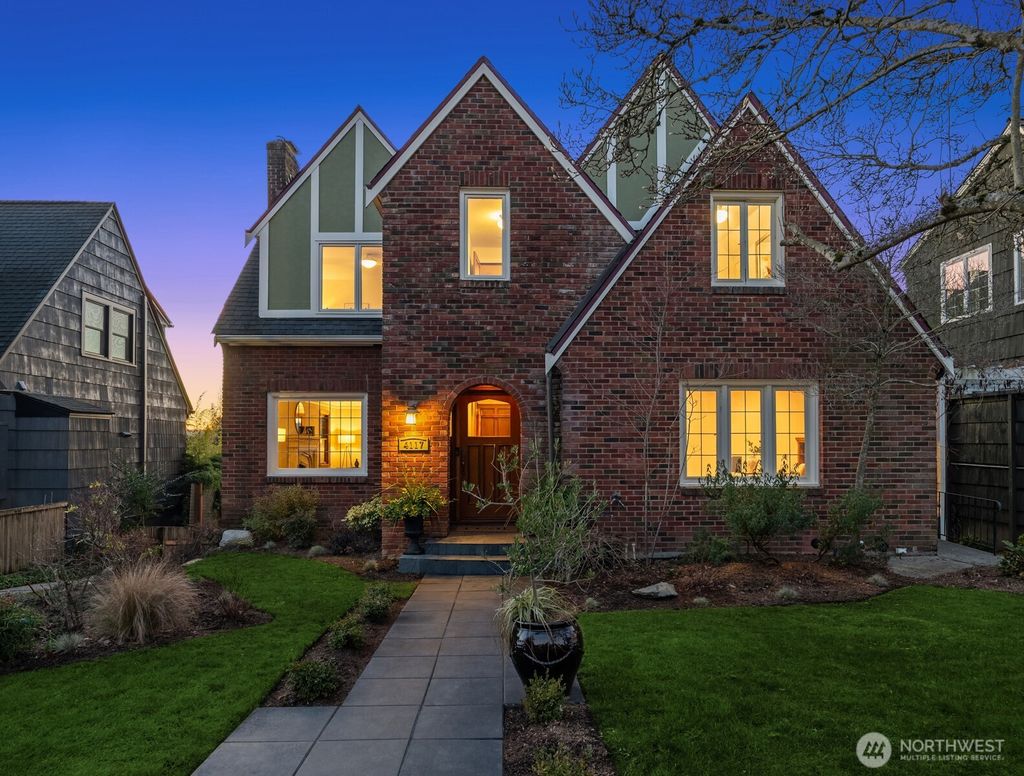 Photo of 4117 43rd Avenue NE, Seattle, WA 98105 (MLS # 2465621)