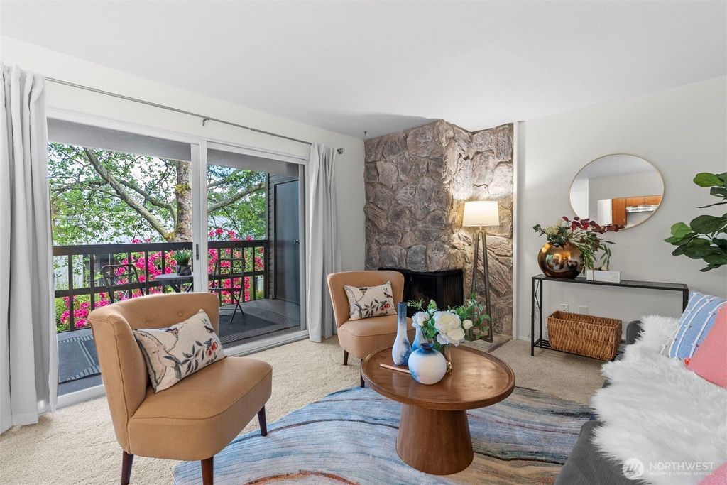 Photo of 14630 NE 35th Street #204, Bellevue, WA 98007 (MLS # 2370314)