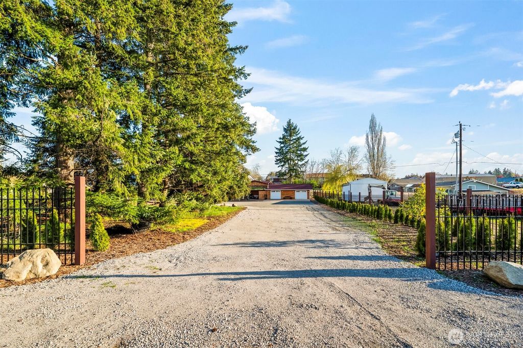 Photo of 15329 104th Avenue SE, Yelm, WA 98597 (MLS # 2506512)