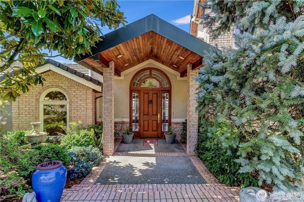 Photo of 3220 Loma Court NE, Tacoma, WA 98422 (MLS # 2512434)