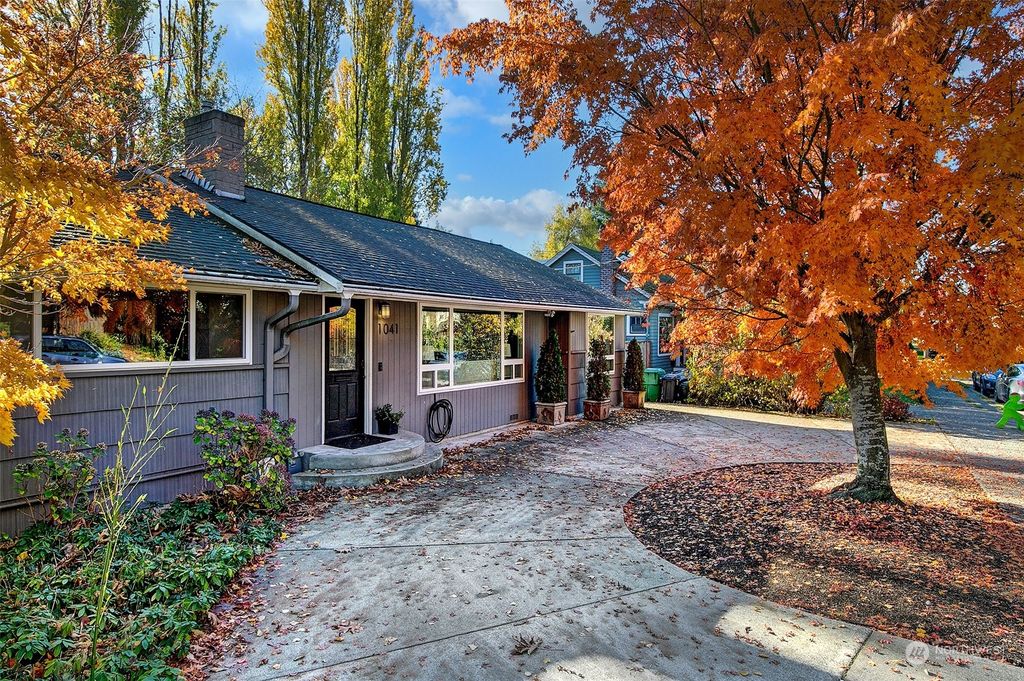 Photo of 1041 NE 92nd Street, Seattle, WA 98115 (MLS # 2320407)