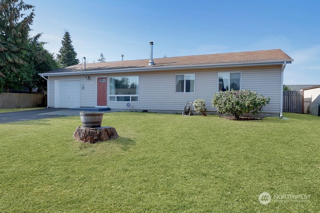 Photo of 25803 19th Avenue S, Des Moines, WA 98198 (MLS # 2001232)