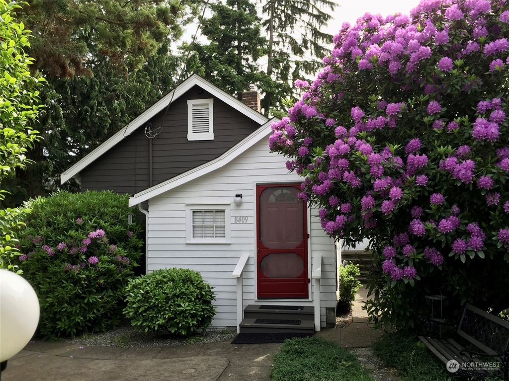 Photo of 8409 41st Avenue SW, Seattle, WA 98136 (MLS # 2039839)