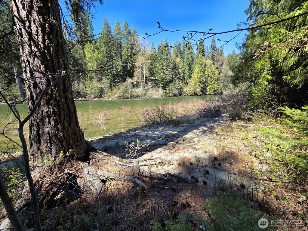 Photo of 0 W Shugart Flats Rd, Leavenworth, WA 98826 (MLS # 2511778)