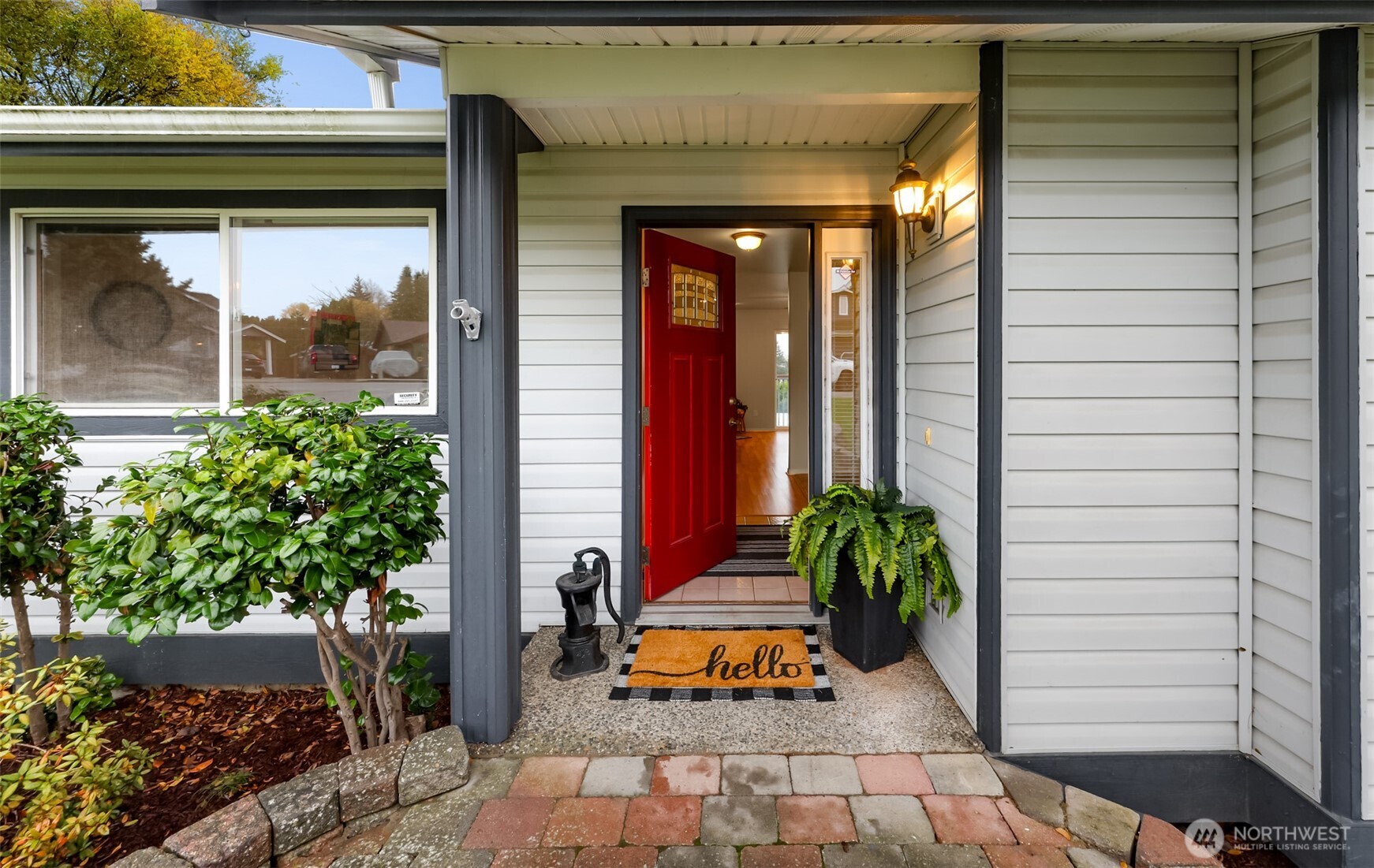 6074 Meadow Crescent St.